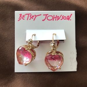 Betsey Johnson earrings. Gold. Pink ombré hearts. NWT.